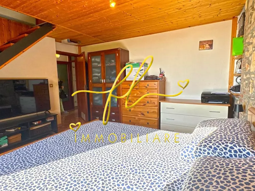 Immagine 12 di Villa in vendita  a Cecina