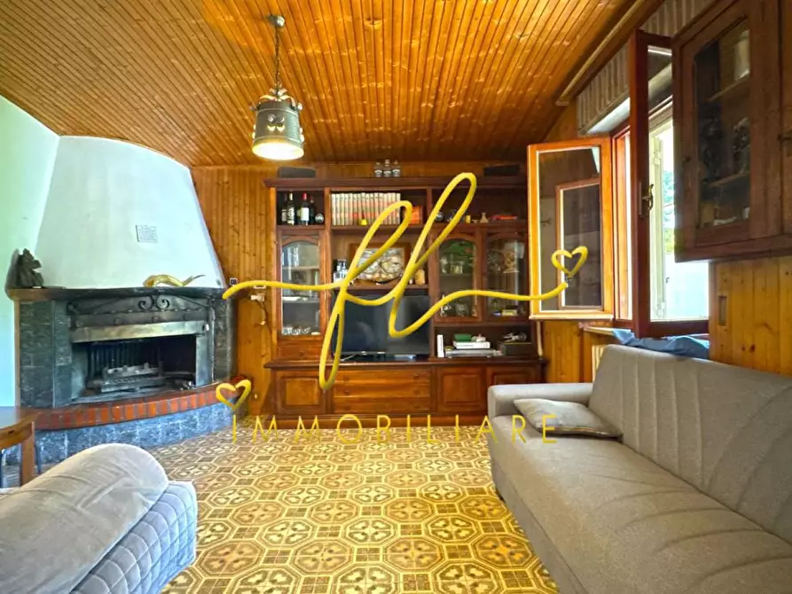 Immagine 5 di Villa in vendita  a Cecina