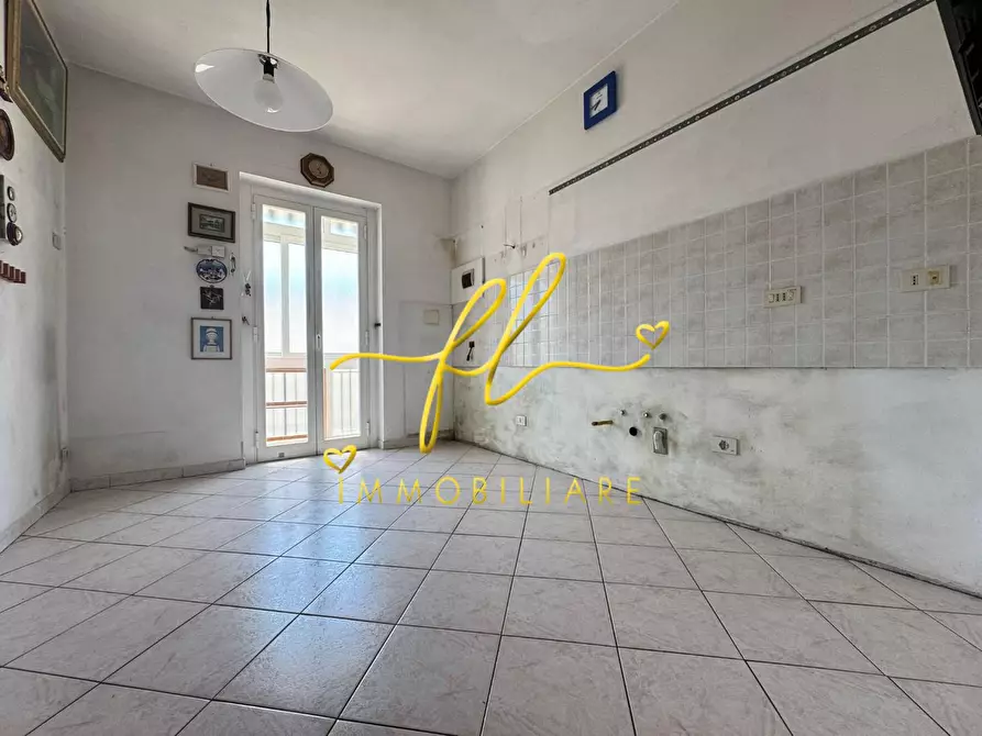 Immagine 12 di Appartamento in vendita  a Livorno