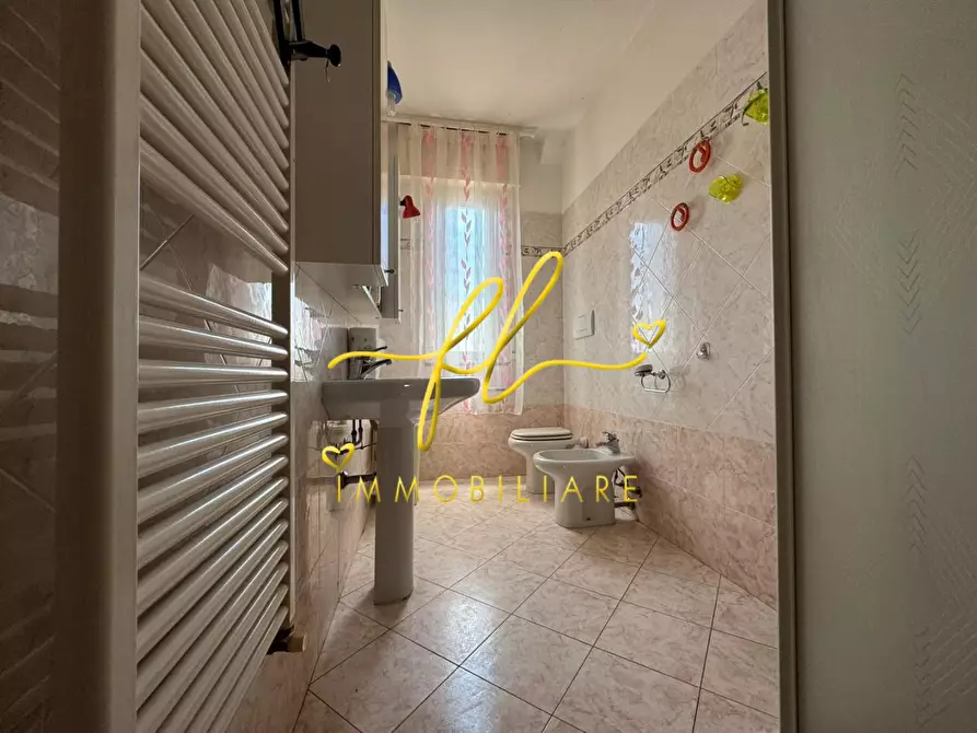 Immagine 19 di Appartamento in vendita  a Livorno