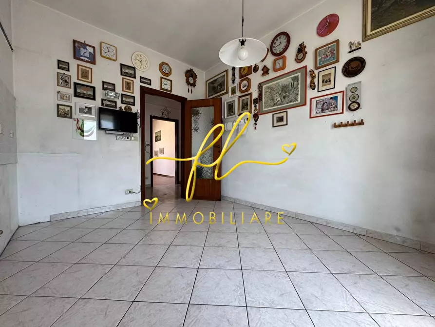 Immagine 13 di Appartamento in vendita  a Livorno