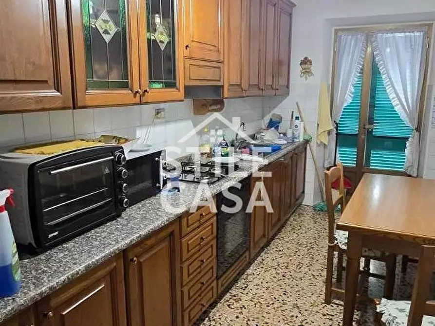 Immagine 13 di Appartamento in vendita  a Montecatini Terme