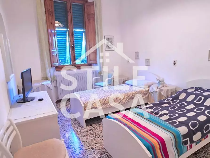 Immagine 16 di Appartamento in vendita  a Montecatini Terme