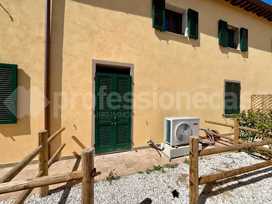 Immagine 2 di Terratetto in vendita  a Pisa