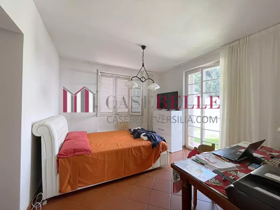 Immagine 32 di Appartamento in vendita  a Viareggio