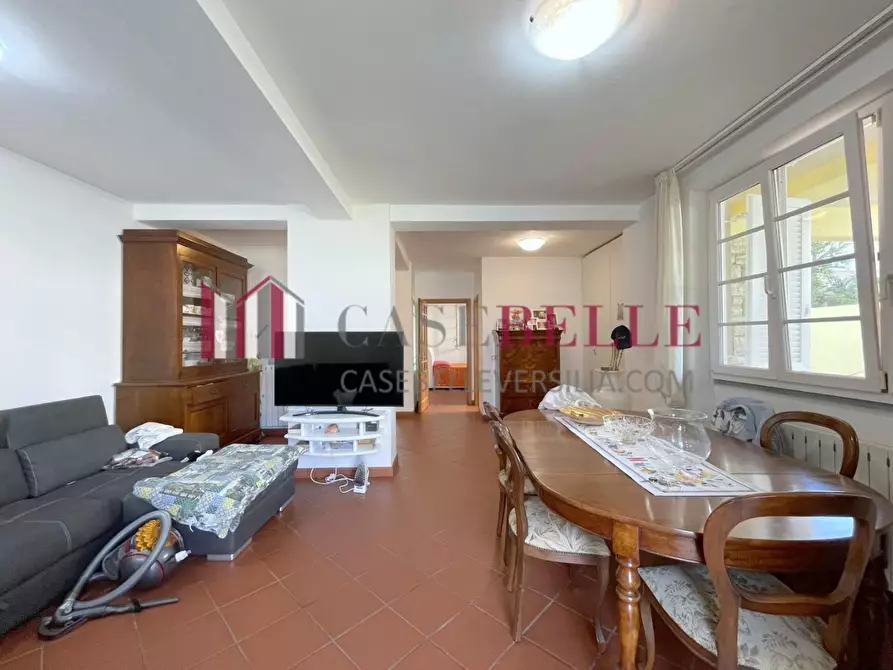 Immagine 2 di Appartamento in vendita  a Viareggio