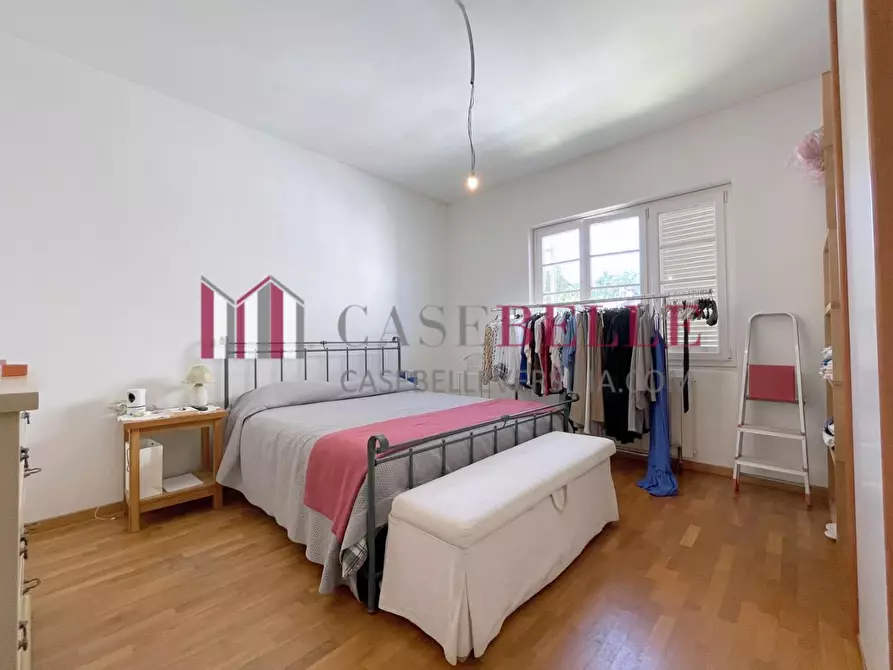 Immagine 21 di Appartamento in vendita  a Viareggio