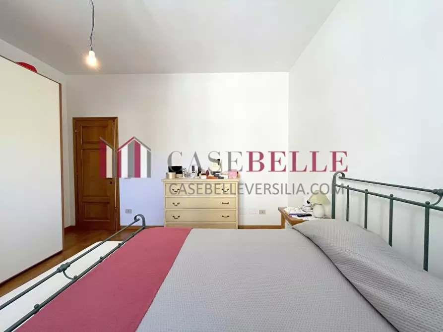 Immagine 25 di Appartamento in vendita  a Viareggio