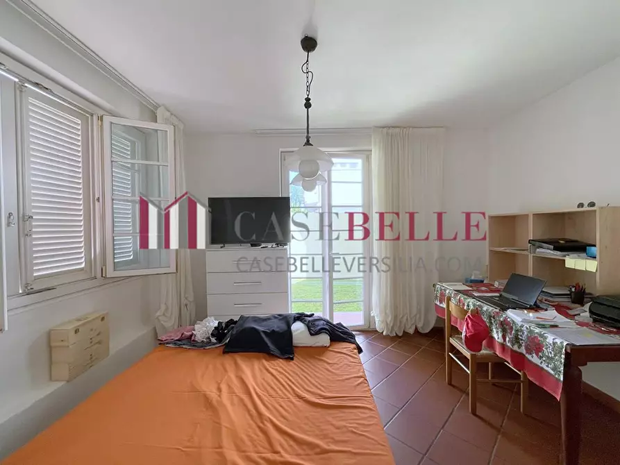 Immagine 33 di Appartamento in vendita  a Viareggio