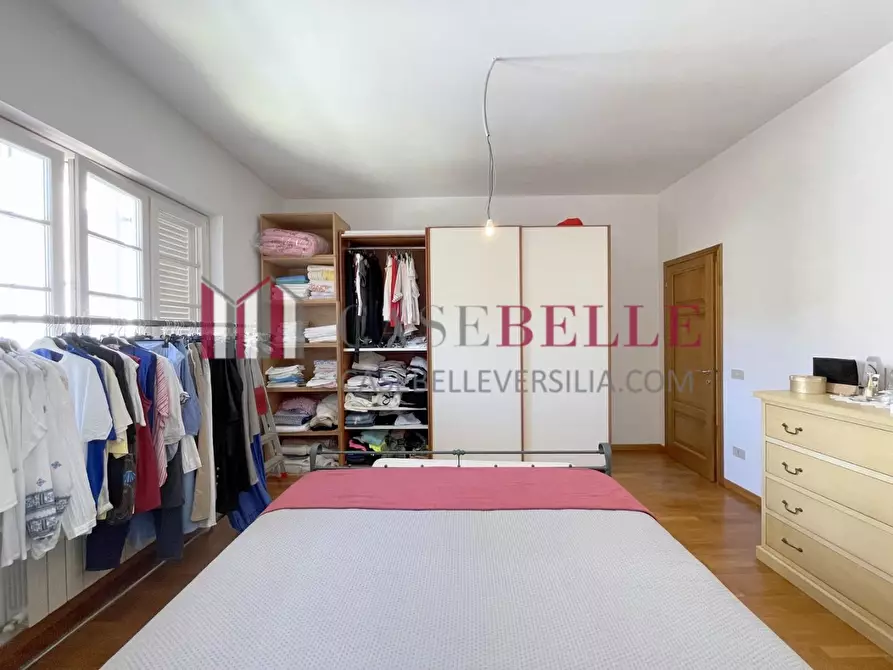 Immagine 23 di Appartamento in vendita  a Viareggio