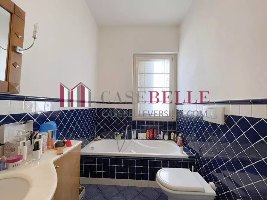 Immagine 28 di Appartamento in vendita  a Viareggio