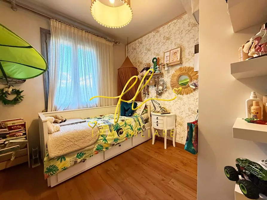 Immagine 20 di Appartamento in vendita  a Cecina