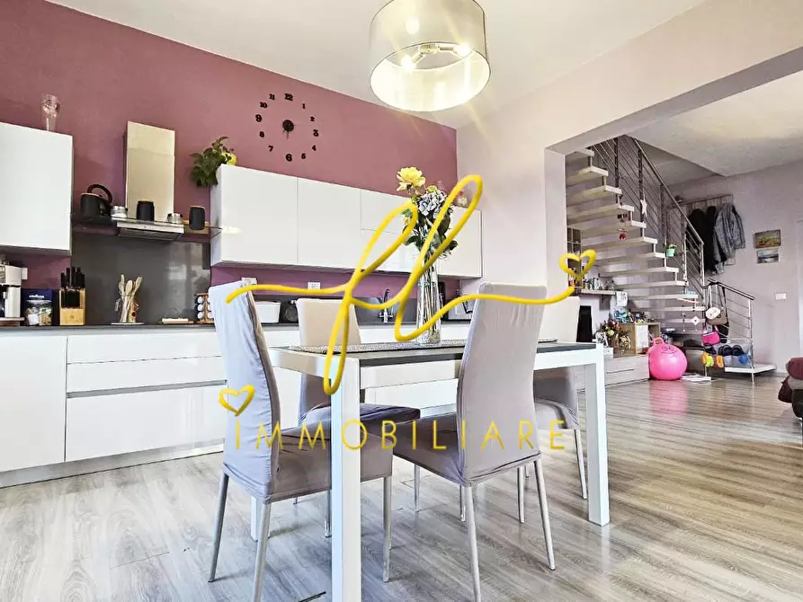 Immagine 6 di Appartamento in vendita  a Rosignano Marittimo