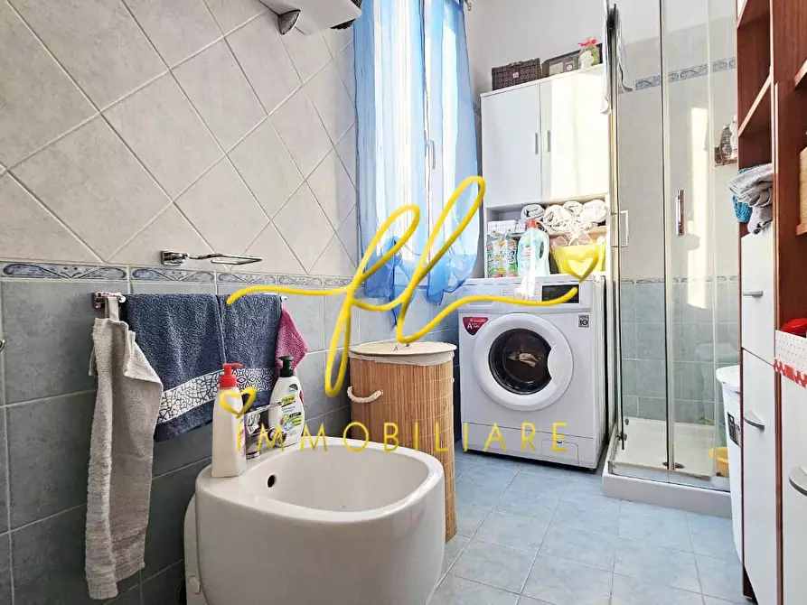 Immagine 21 di Appartamento in vendita  a Rosignano Marittimo