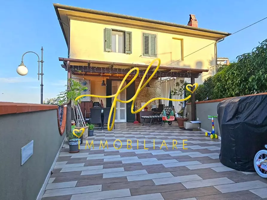 Immagine 25 di Appartamento in vendita  a Rosignano Marittimo