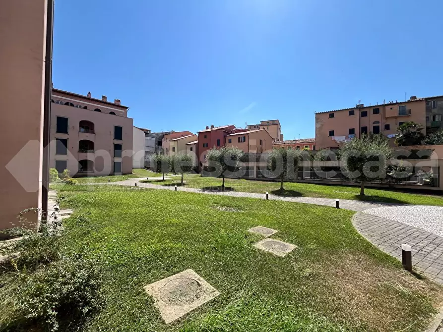 Immagine 17 di Appartamento in vendita  a Pisa