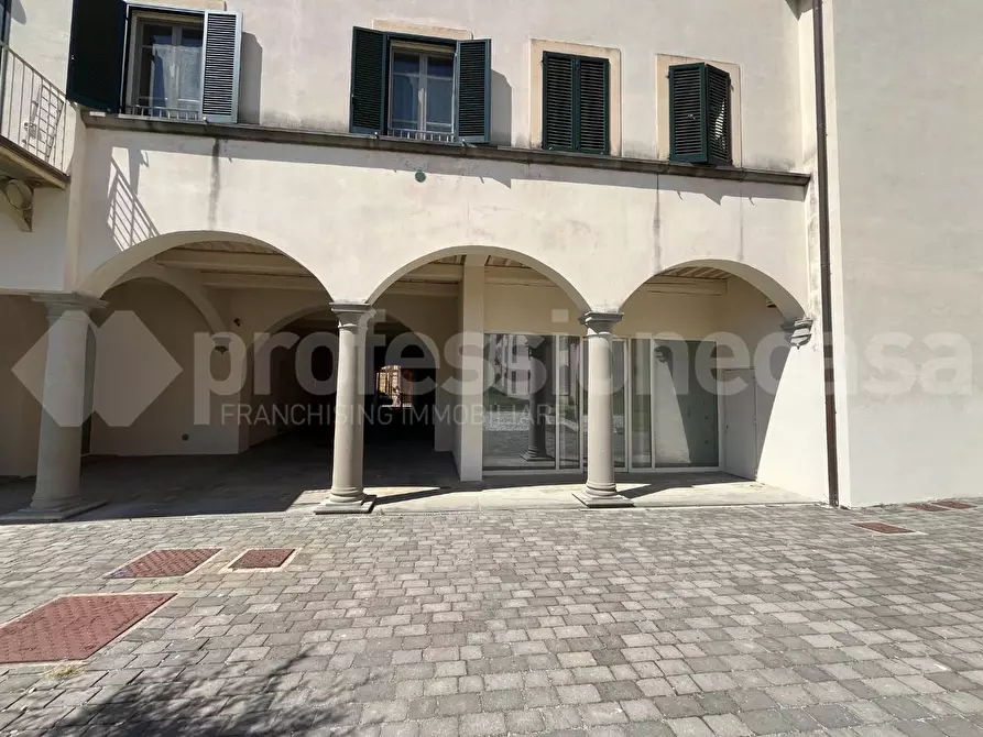 Immagine 21 di Appartamento in vendita  a Pisa