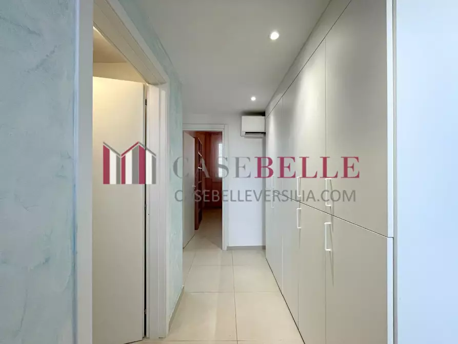 Immagine 19 di Villetta a schiera in vendita  a Viareggio