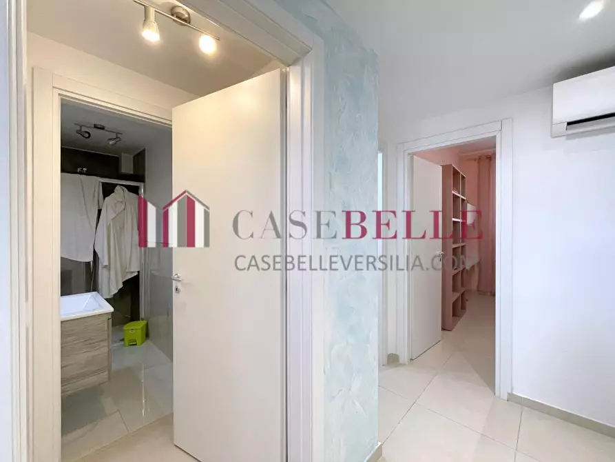 Immagine 20 di Villetta a schiera in vendita  a Viareggio