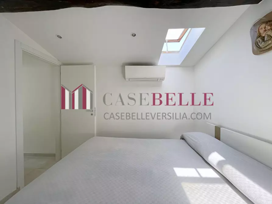 Immagine 41 di Villetta a schiera in vendita  a Viareggio