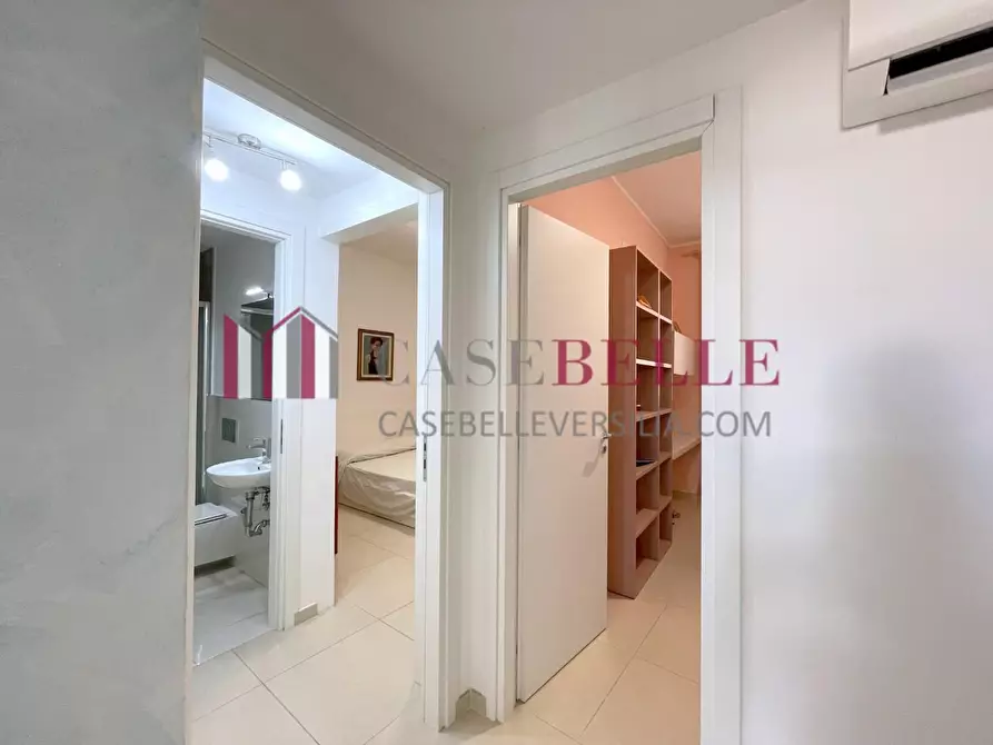 Immagine 28 di Villetta a schiera in vendita  a Viareggio