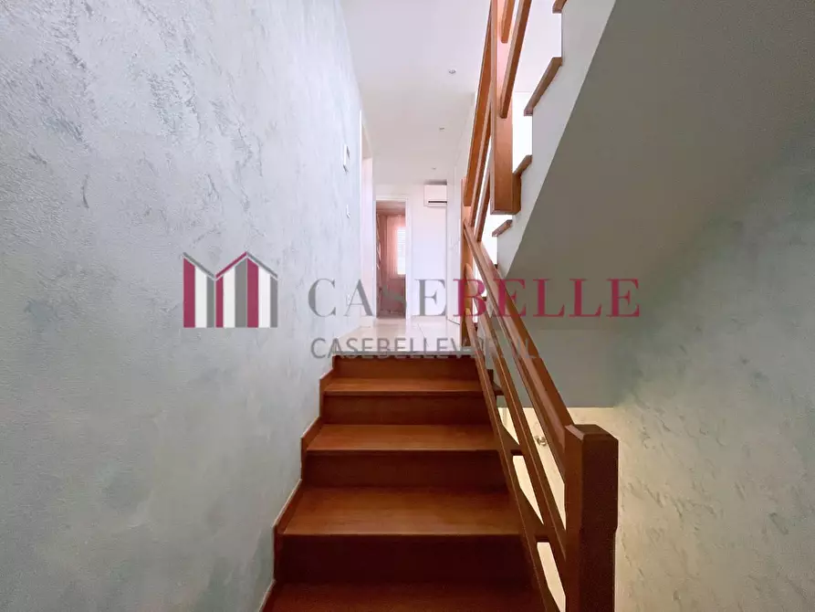 Immagine 18 di Villetta a schiera in vendita  a Viareggio