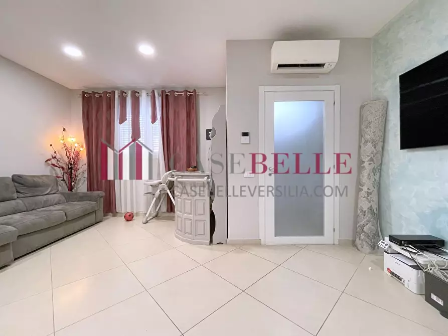 Immagine 47 di Villetta a schiera in vendita  a Viareggio