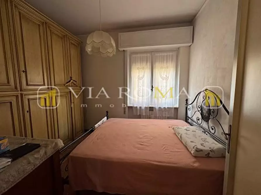 Immagine 8 di Appartamento in vendita  a Lucca