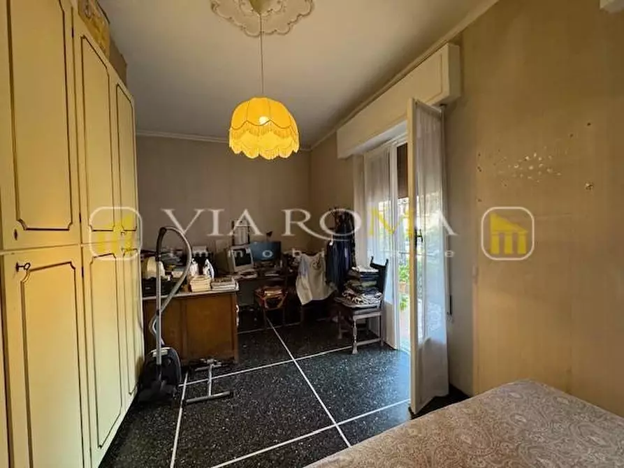 Immagine 10 di Appartamento in vendita  a Lucca