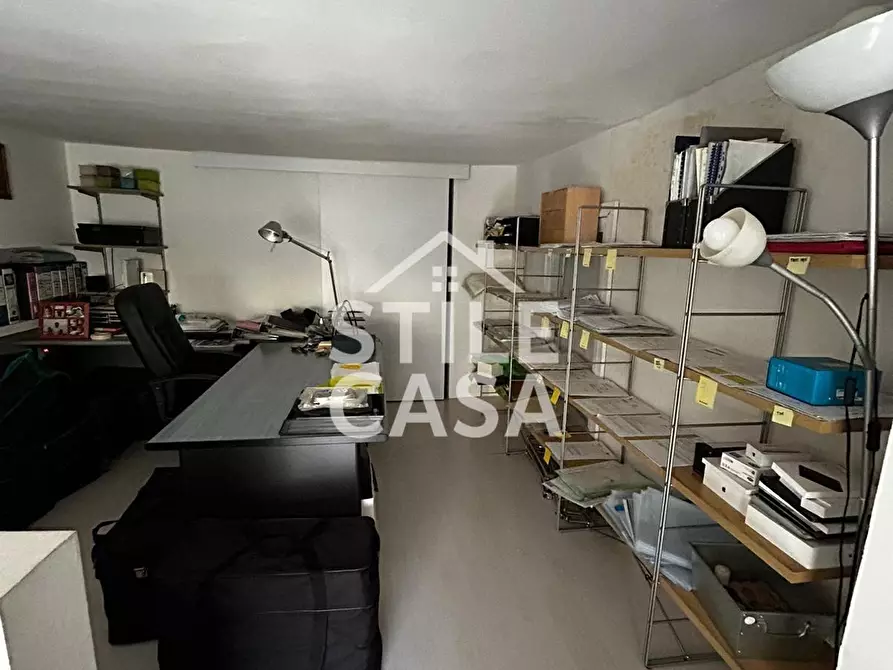 Immagine 11 di Laboratorio in vendita  a Firenze