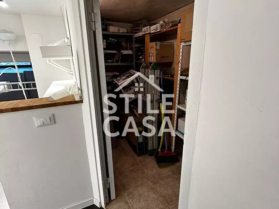 Immagine 5 di Laboratorio in vendita  a Firenze