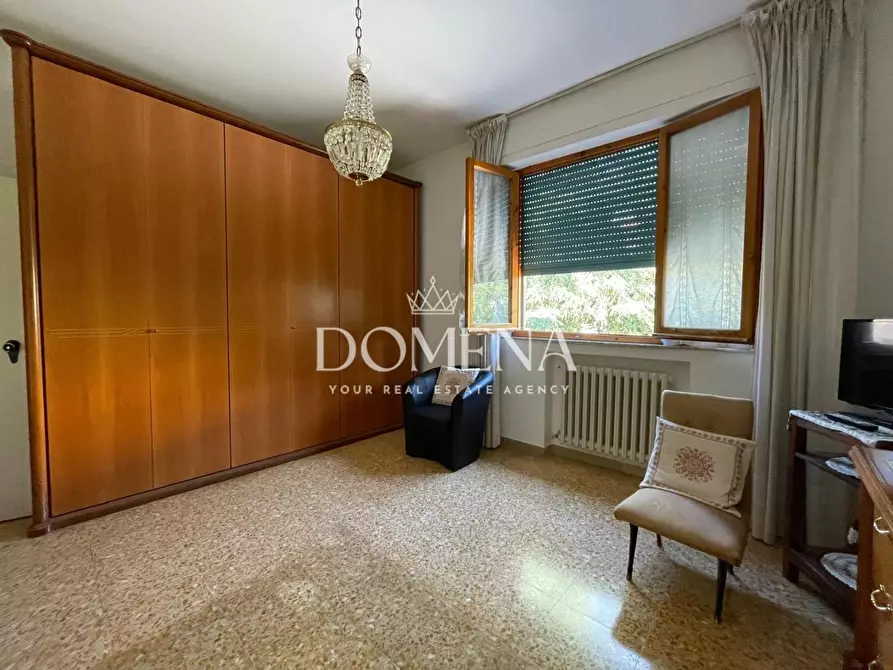 Immagine 12 di Appartamento in vendita  a Siena