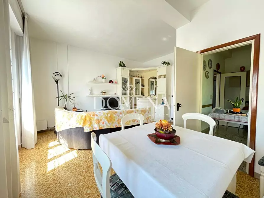 Immagine 21 di Appartamento in vendita  a Siena