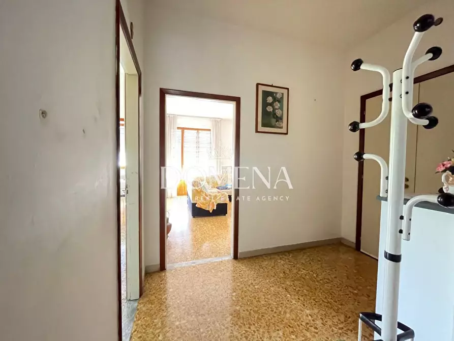 Immagine 17 di Appartamento in vendita  a Siena