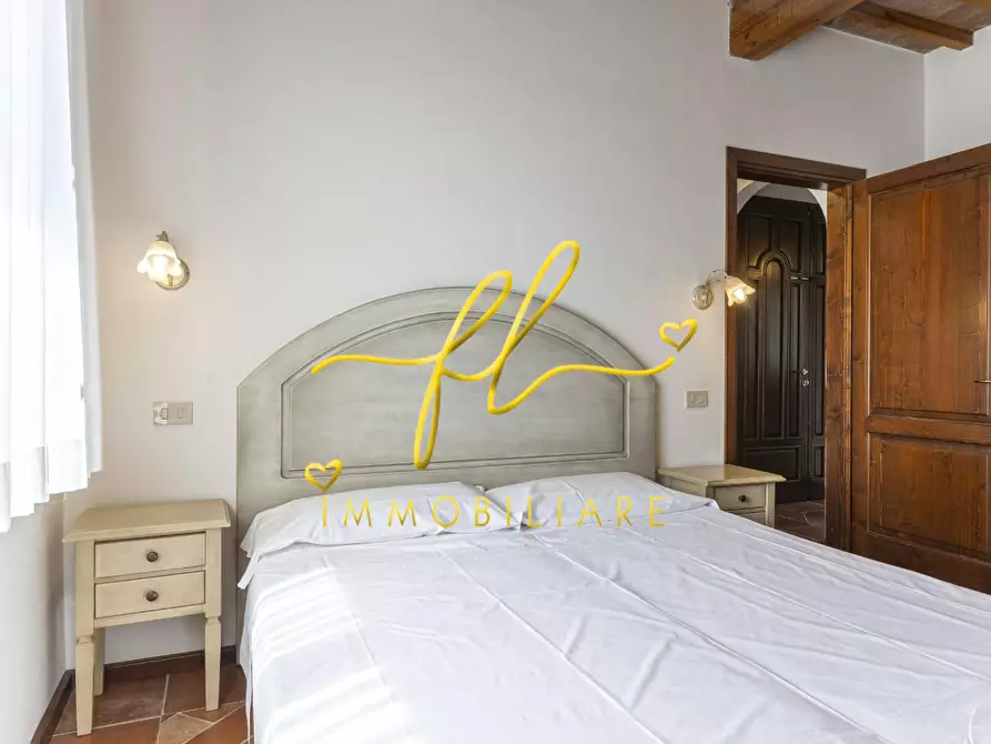 Immagine 41 di Casa colonica in vendita  a Cecina