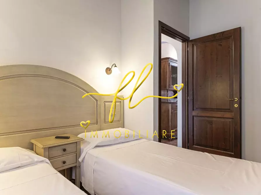 Immagine 33 di Casa colonica in vendita  a Cecina