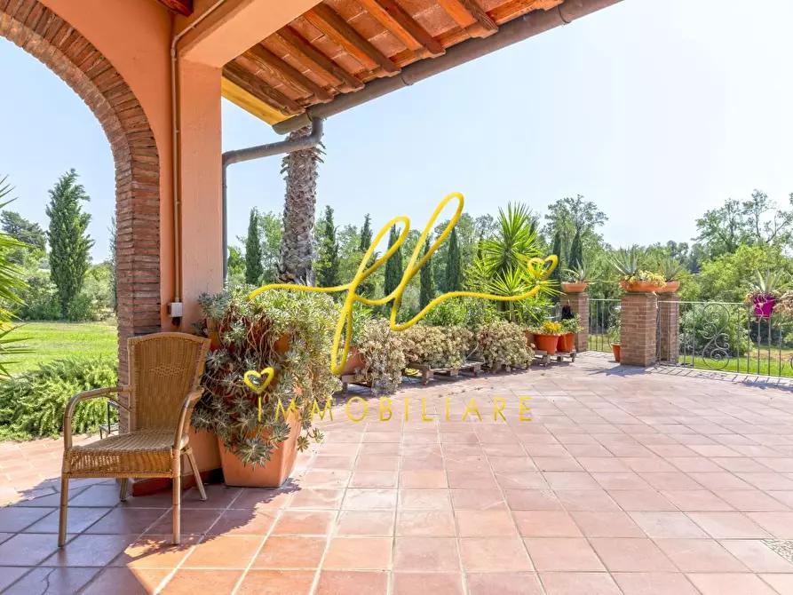 Immagine 15 di Casa colonica in vendita  a Cecina