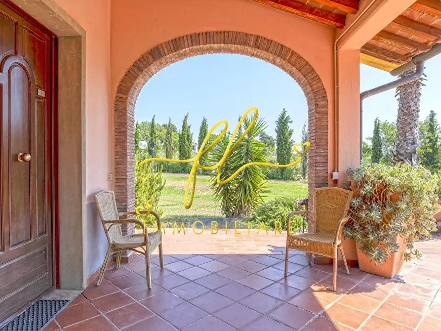 Immagine 19 di Casa colonica in vendita  a Cecina