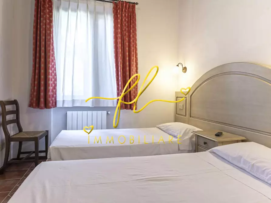 Immagine 31 di Casa colonica in vendita  a Cecina