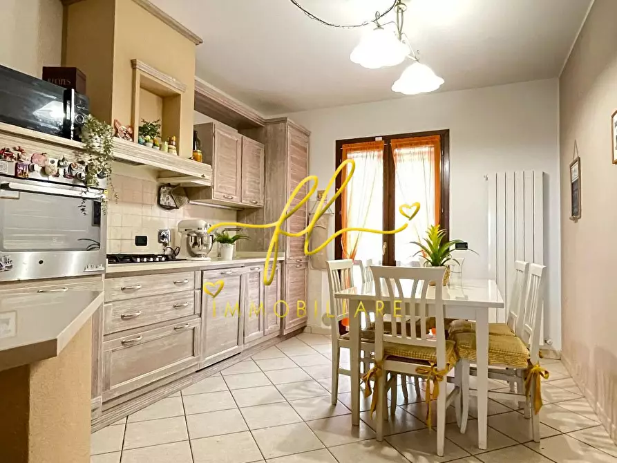 Immagine 4 di Appartamento in vendita  a Montecatini Val Di Cecina