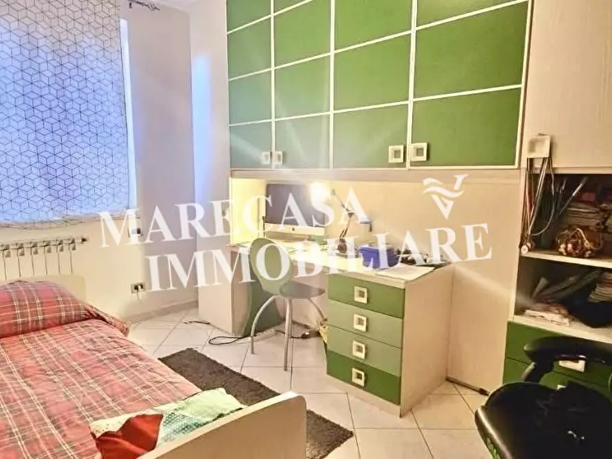 Immagine 13 di Appartamento in vendita  a Carrara