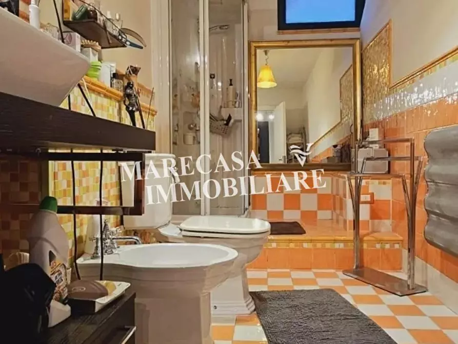 Immagine 26 di Appartamento in vendita  a Carrara