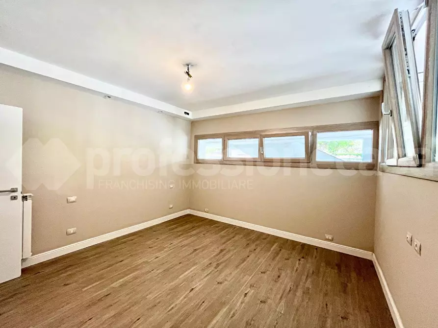 Immagine 10 di Appartamento in vendita  a Pisa