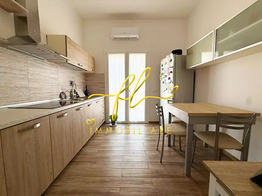 Immagine 4 di Appartamento in vendita  a Cecina