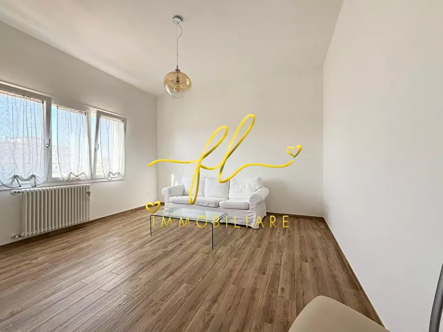 Immagine 3 di Appartamento in vendita  a Cecina