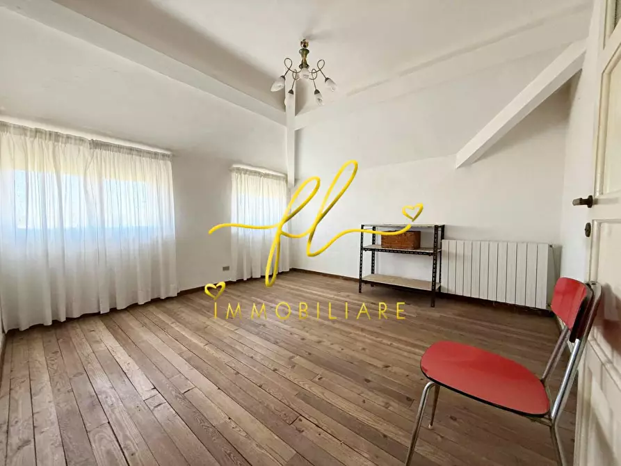 Immagine 9 di Appartamento in vendita  a Guardistallo