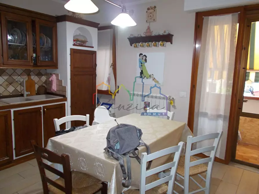 Immagine 2 di Villetta a schiera in vendita  a Vecchiano