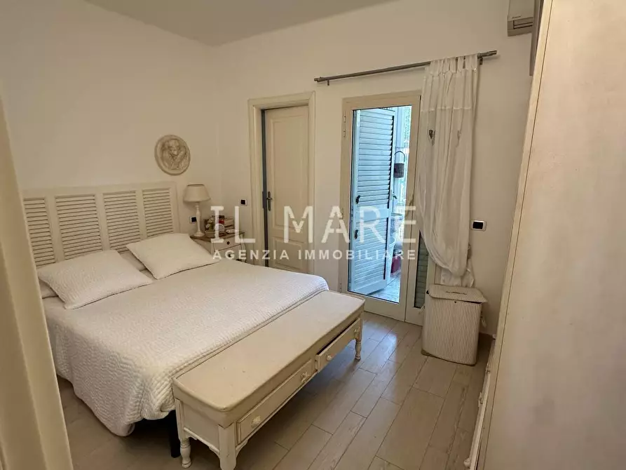 Immagine 6 di Villetta a schiera in vendita  a Forte Dei Marmi