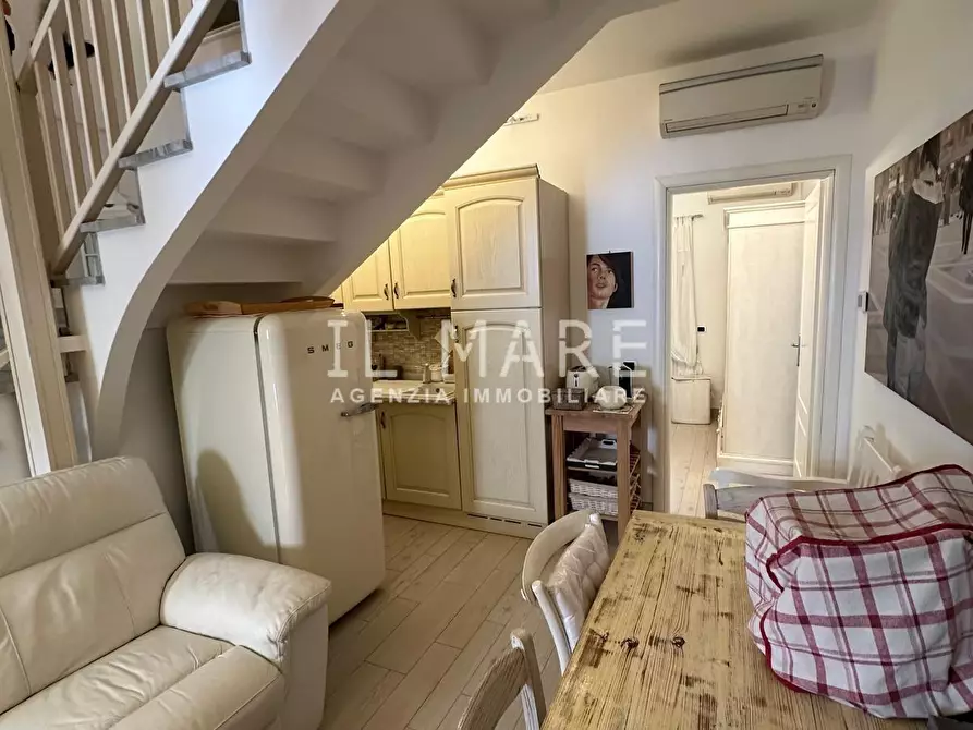 Immagine 3 di Villetta a schiera in vendita  a Forte Dei Marmi