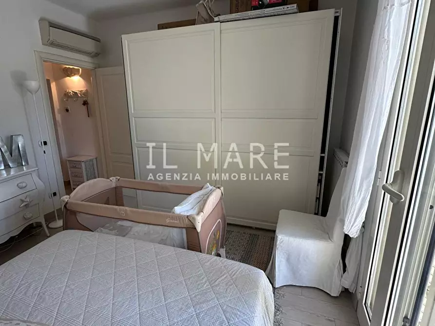 Immagine 12 di Villetta a schiera in vendita  a Forte Dei Marmi